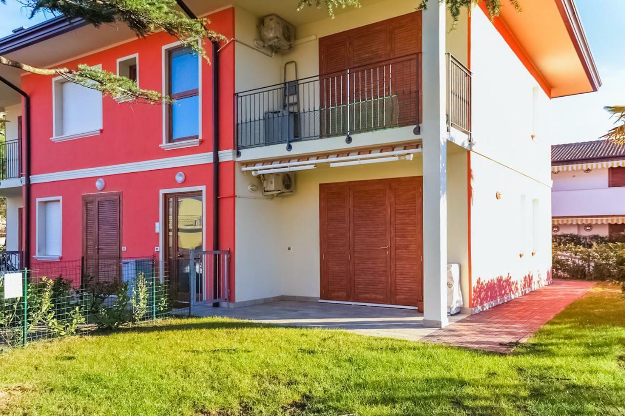 Del Sol Villa Бибионе Екстериор снимка